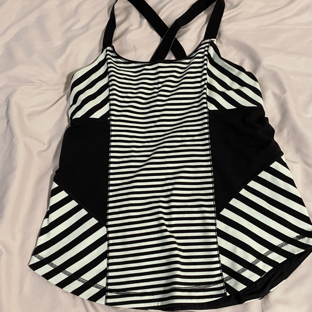 Lululemon tank